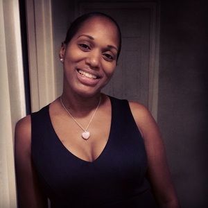 Meet your Posher, Roneka